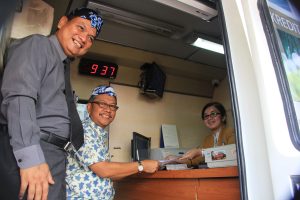 Walikota Cirebon Drs H Ano Sutrisno MM Membayar Pajak Melalui Bank BJB
