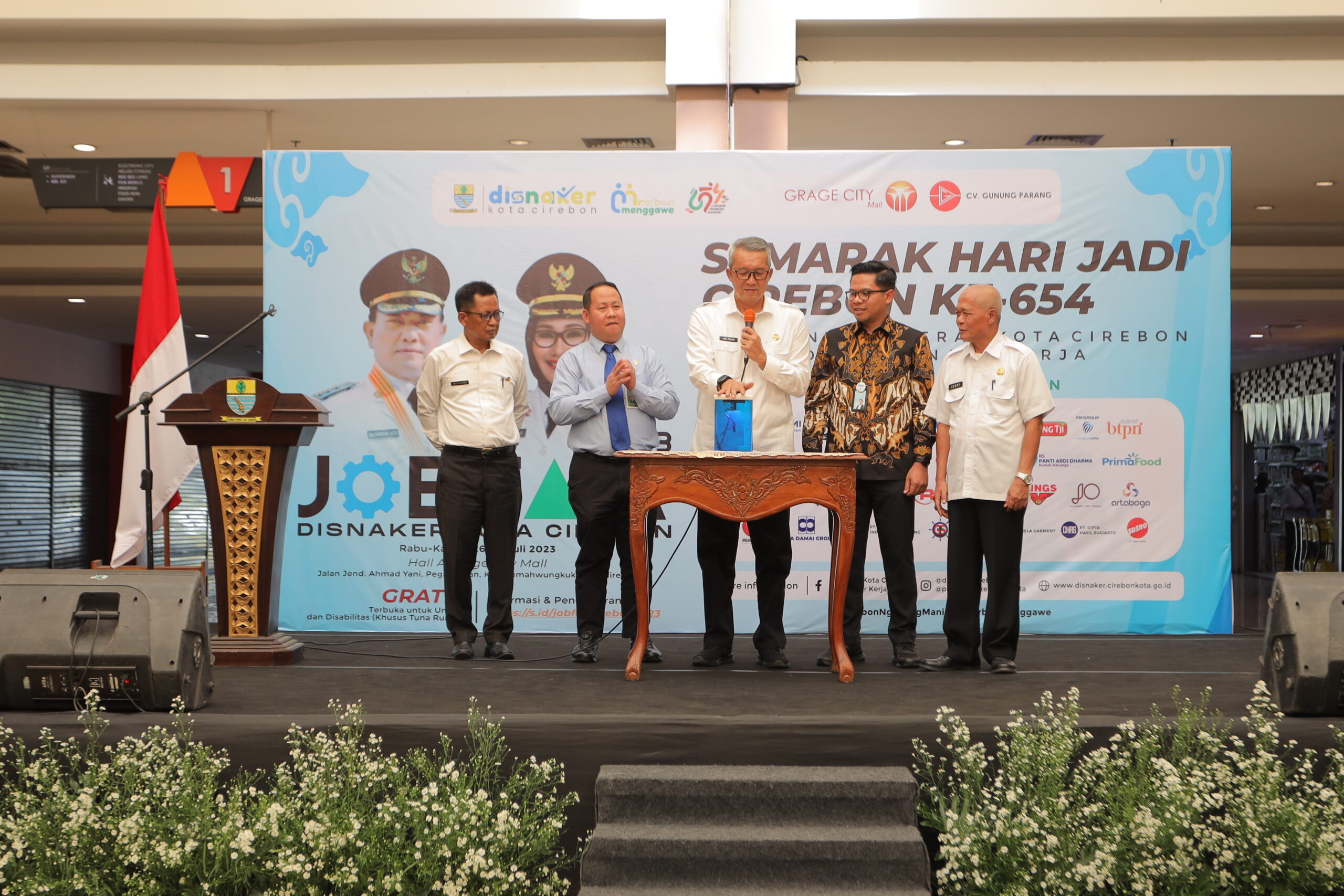 Sekda Buka Job Fair dan Resmikan MPP