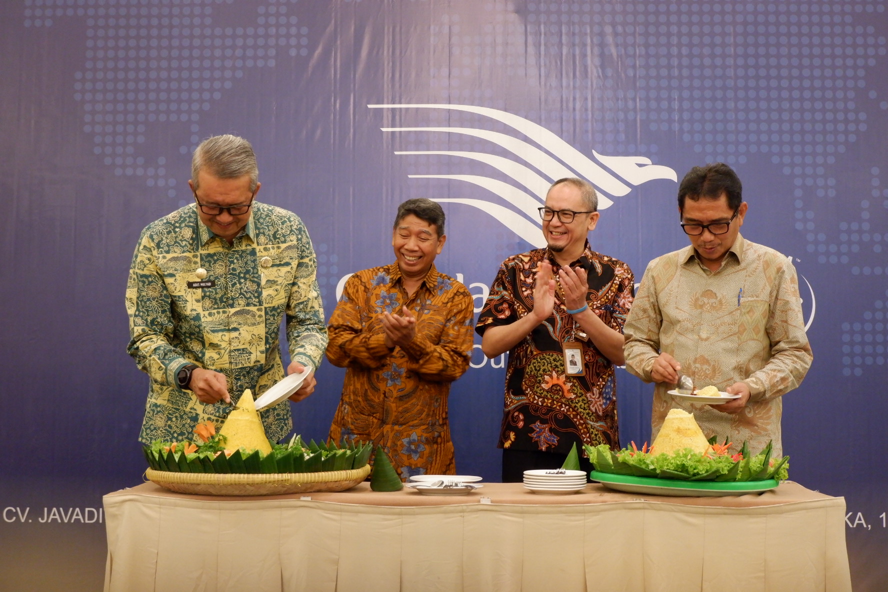 Sekda Hadiri Launching Sales Outlet Garuda Indonesia