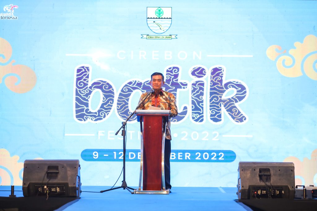 Cirebon Batik Festival, Ajak Anak Muda Cintai Produk Indonesia