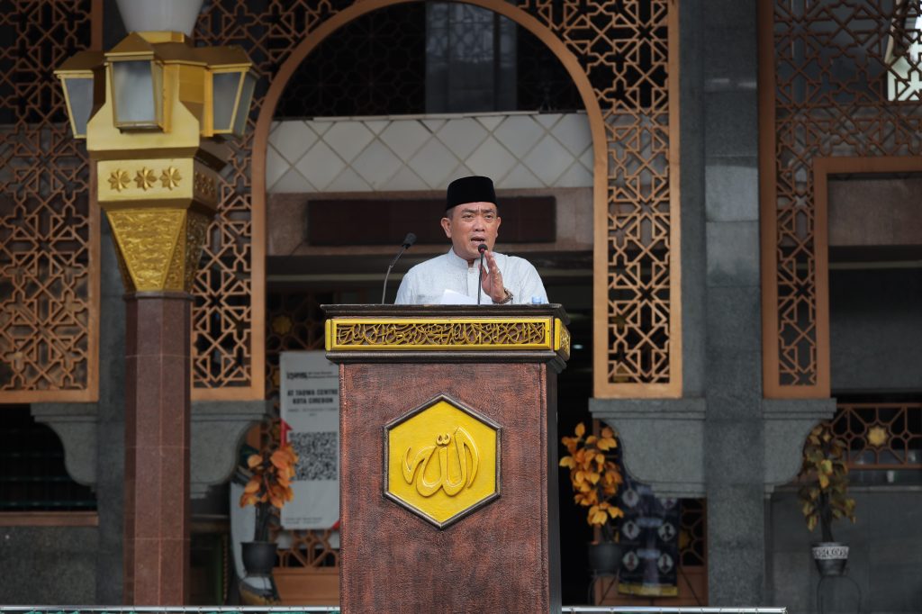 Idulfitri 1443 H, Wali Kota Cirebon: Momentum Kuatkan Sisi Spiritual dan Kesalehan Sosial