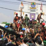 Tank TNI AD Mewarnai HUT Kota Cirebon