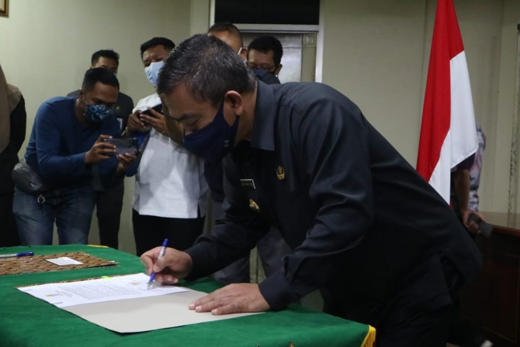 Baru Dilantik, Dirut PDAM Kota Cirebon Diminta Tekan Angka Kebocoran