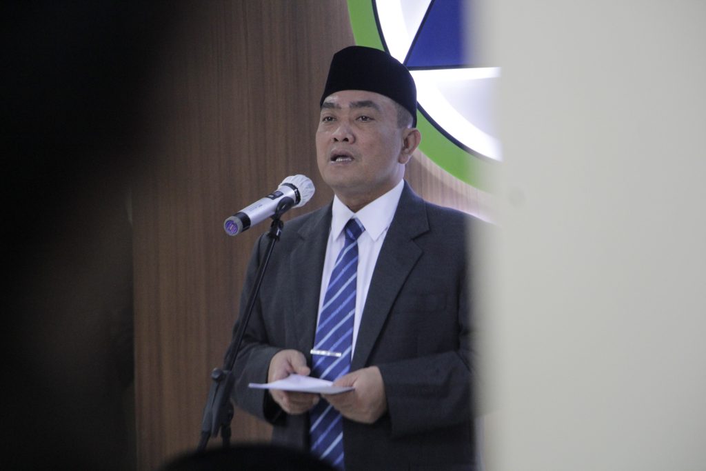 Wali Kota Cirebon Lantik Dewan Pengawas Perumda Air Minum Tirta Giri Nata
