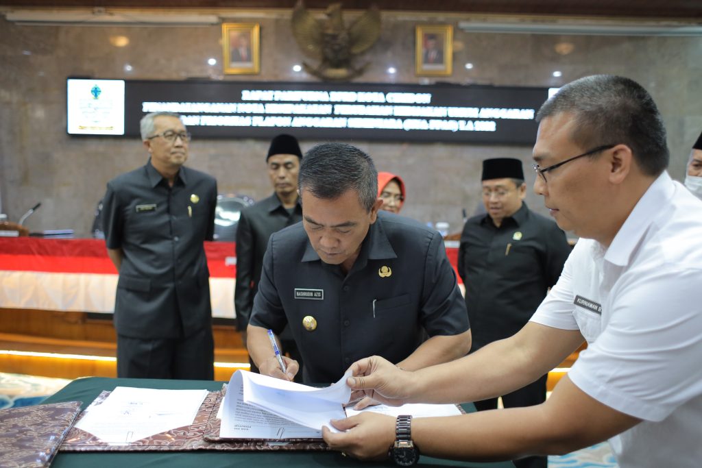 Pemda dan DPRD Sepakati Perubahan KUA-PPAS 2022