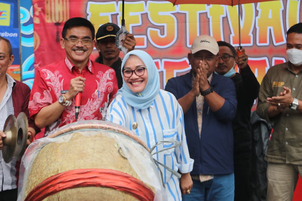 <strong>Festival Pecinan Cirebon Resmi Dibuka</strong>