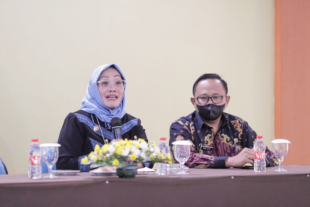 Wakil Wali Kota Ajak Warga Jaga Hasil Program Kotaku Usai Serah Terima