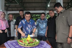 WALI KOTA HADIRI PERINGATAN HUT KE- 47 PERUMDA PASAR BERINTAN   