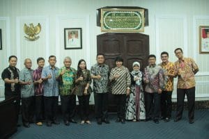Asisten Deputi Reformasi Birokrasi & Pelayanan Publik Sekretariat Wakil Presiden kunjungan kerja ke Kota Cirebon.