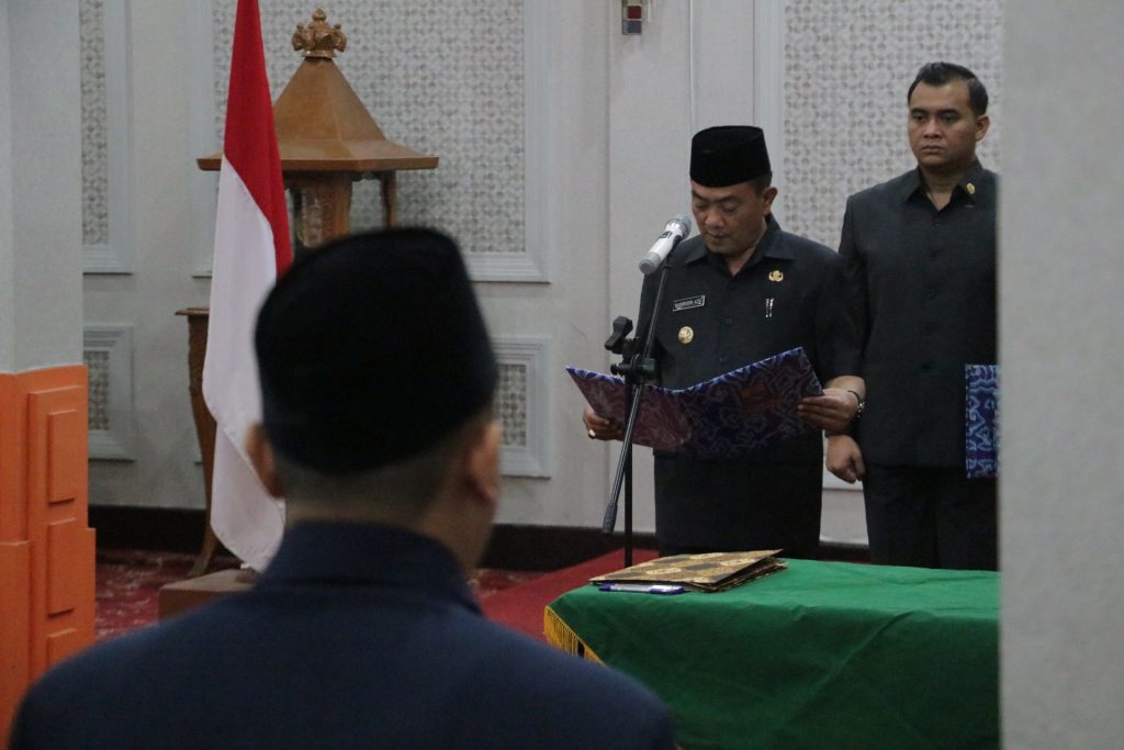 Melantik 59 Pejabat Eselon III dan IV, Wali Kota: Selamat Bekerja!