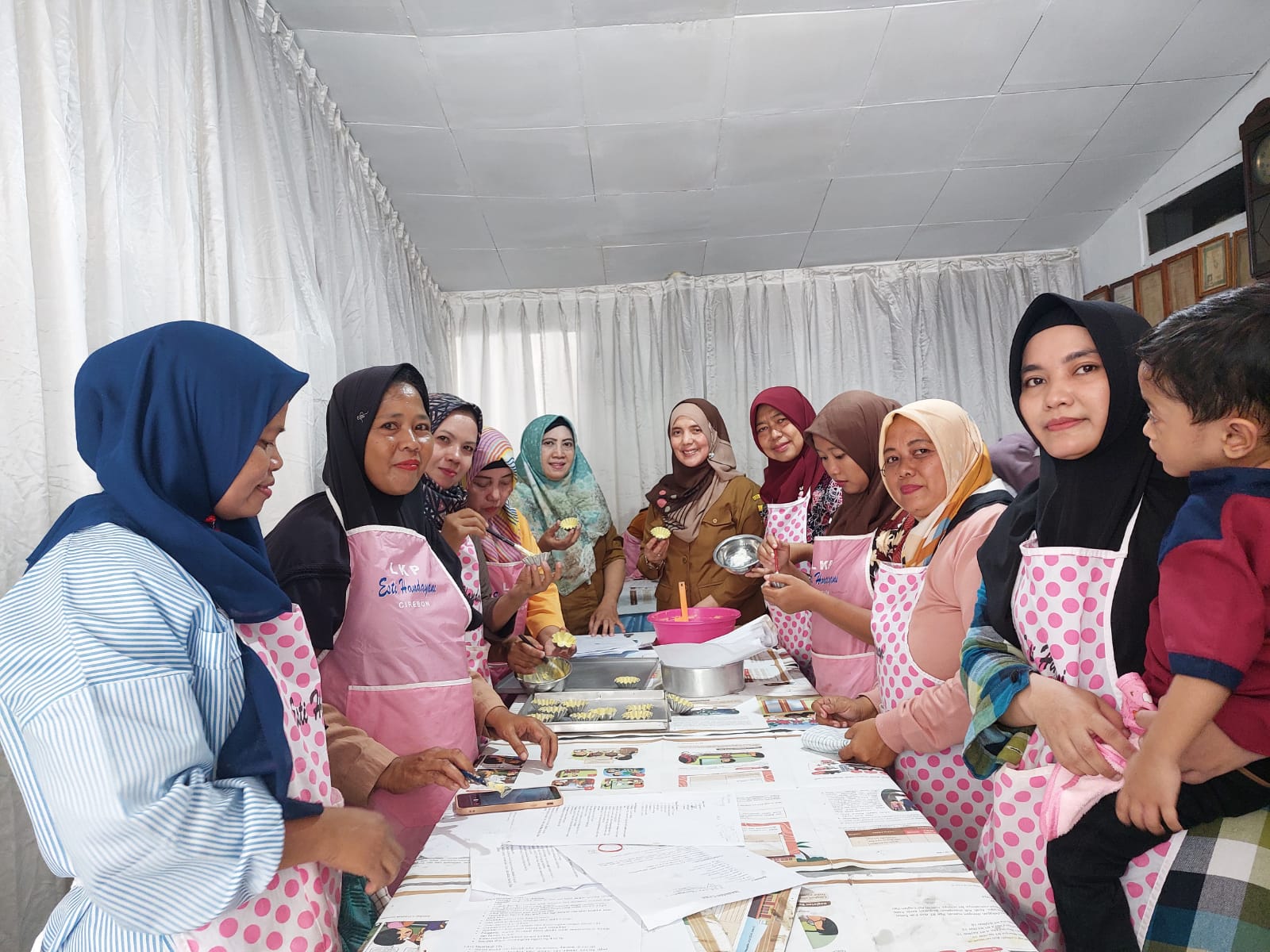 Pemerintah Kota Cirebon Gelar Pelatihan Tata Boga bagi Eks Korban KDRT untuk Dorong Kemandirian Ekonomi Perempuan