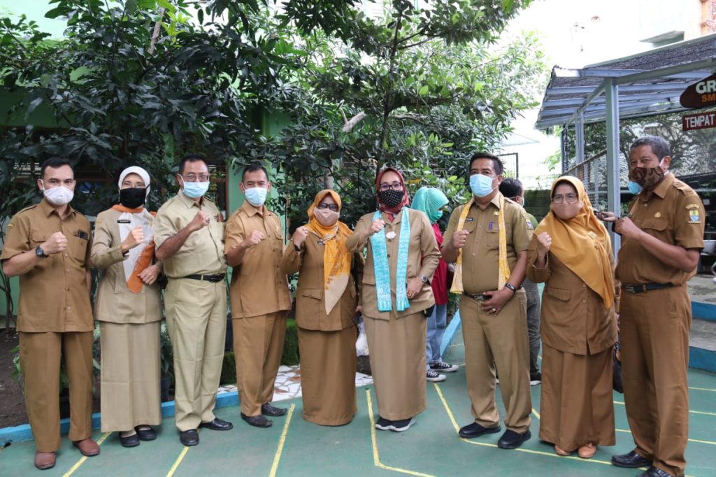 Wakil Wali Kota Canangkan Gerakan Sekolah Indah di Taman Sehati