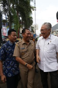 Cek Stok dan Harga Bahan Makanan, Menteri Perdagangan Tinjau Pasar Pagi Kota Cirebon