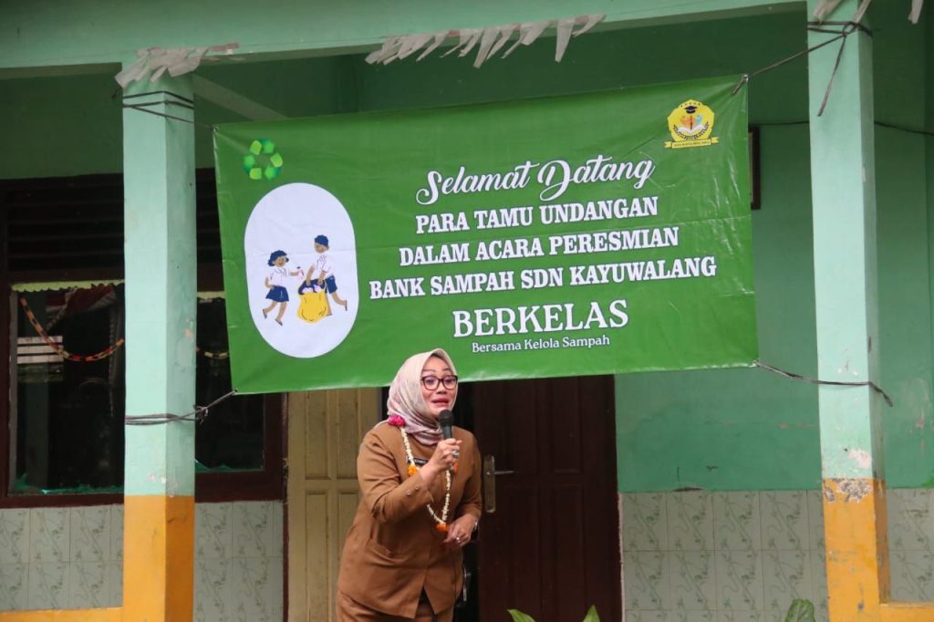 Hadirkan Bank Sampah di Sekolah Dasar, Wujud Edukasi pada Usia Dini