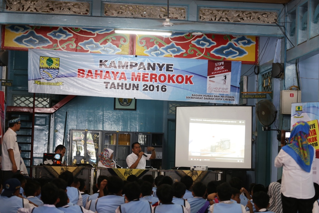 PEMERINTAH KOTA CIREBON CIPTAKAN 1000 LEBIH DUTA KAMPANYE BAHAYA MEROKOK