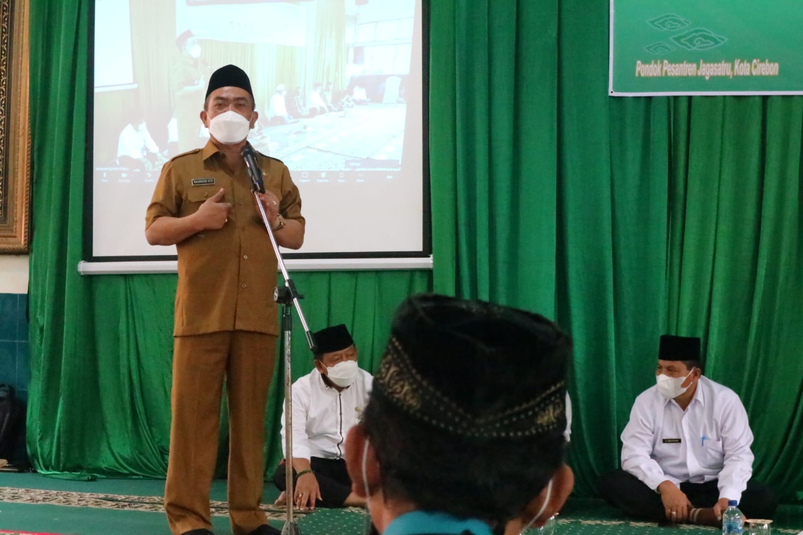 Ratusan Santri Divaksin Covid-19, Wali Kota: Ini Bentuk Ikhtiar