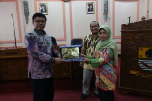 Selesaikan persoalan batas wilayah, DPRD Kabupaten Cirebon Lakukan Kunjungan ke Balaikota Cirebon