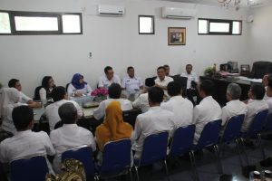 WALIKOTA PIMPIN RAPAT SEKALIGUS PENINJAUAN PERSIAPAN FKN XI