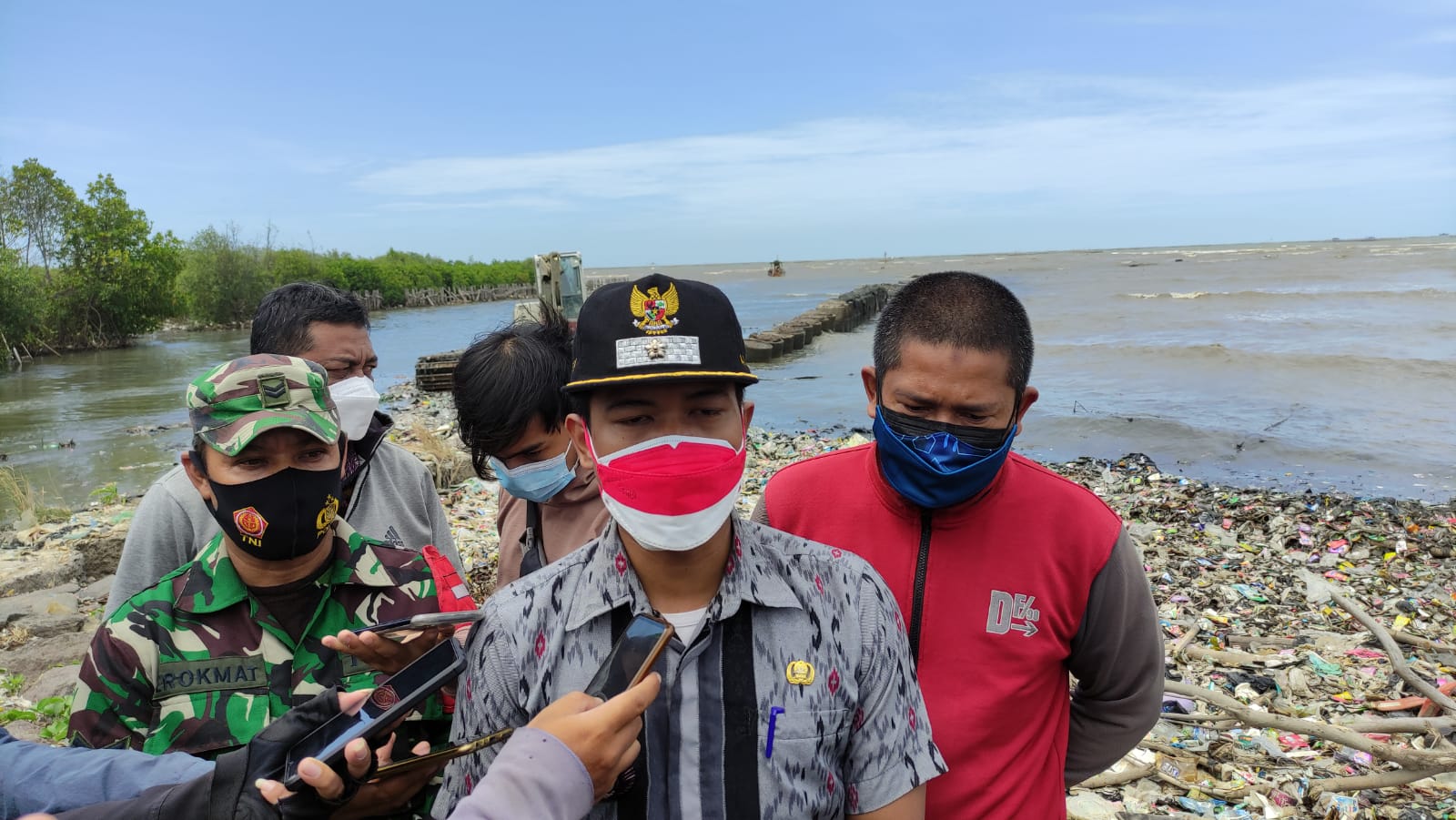 Sedimentasi dan Sampah Sungai Kedung Pane Dikeruk,  Mudahkan Aktivitas Nelayan