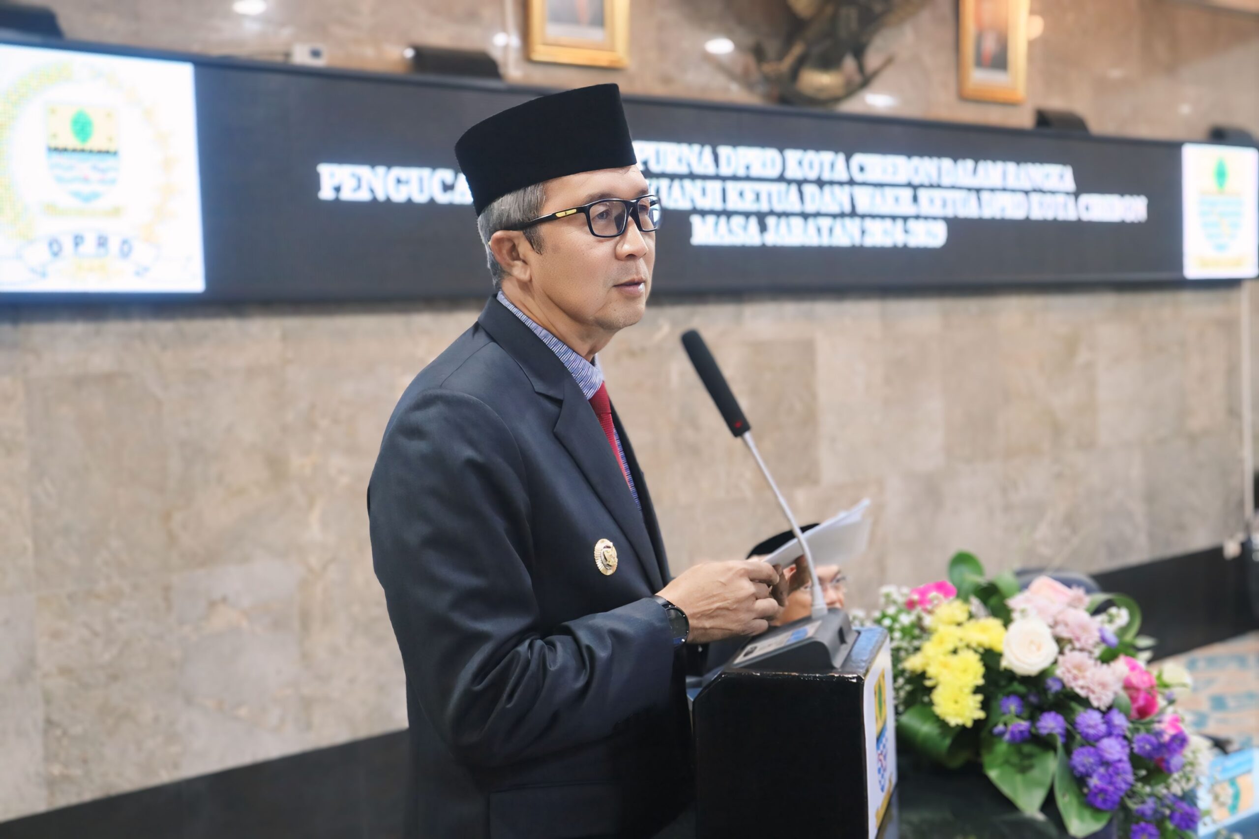 Pimpinan DPRD Cirebon Periode 2024-2029 Resmi Dilantik, Pj Wali Kota Tekankan Sinergi Eksekutif dan Legislatif
