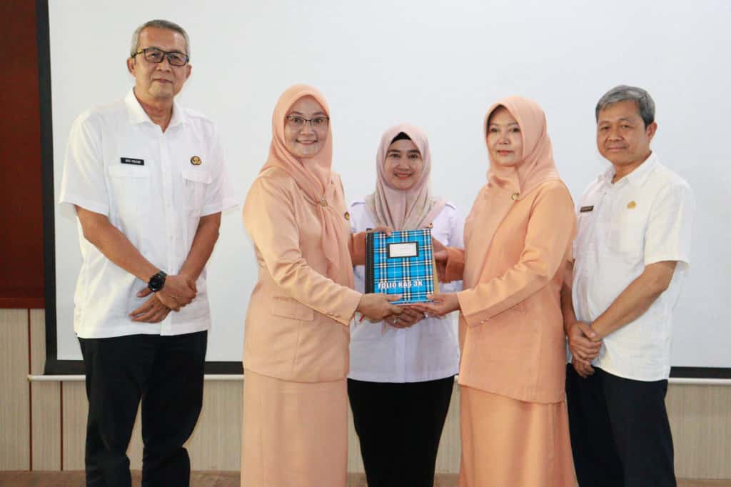 Serah Terima Jabatan Sekda dan Ketua DWP, Wakil Wali Kota Tekankan Komitmen Kinerja