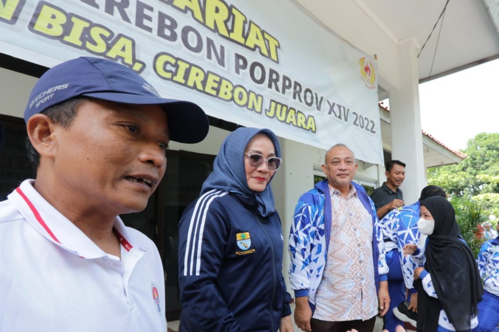 Wakil Wali Kota Cirebon Lepas Tiga Cabor untuk Porprov XIV 2022