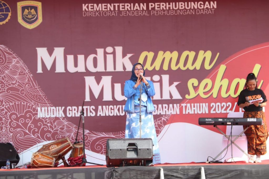 Lepas Layanan Mudik Balik Gratis Kemenhub di Terminal Harjamukti