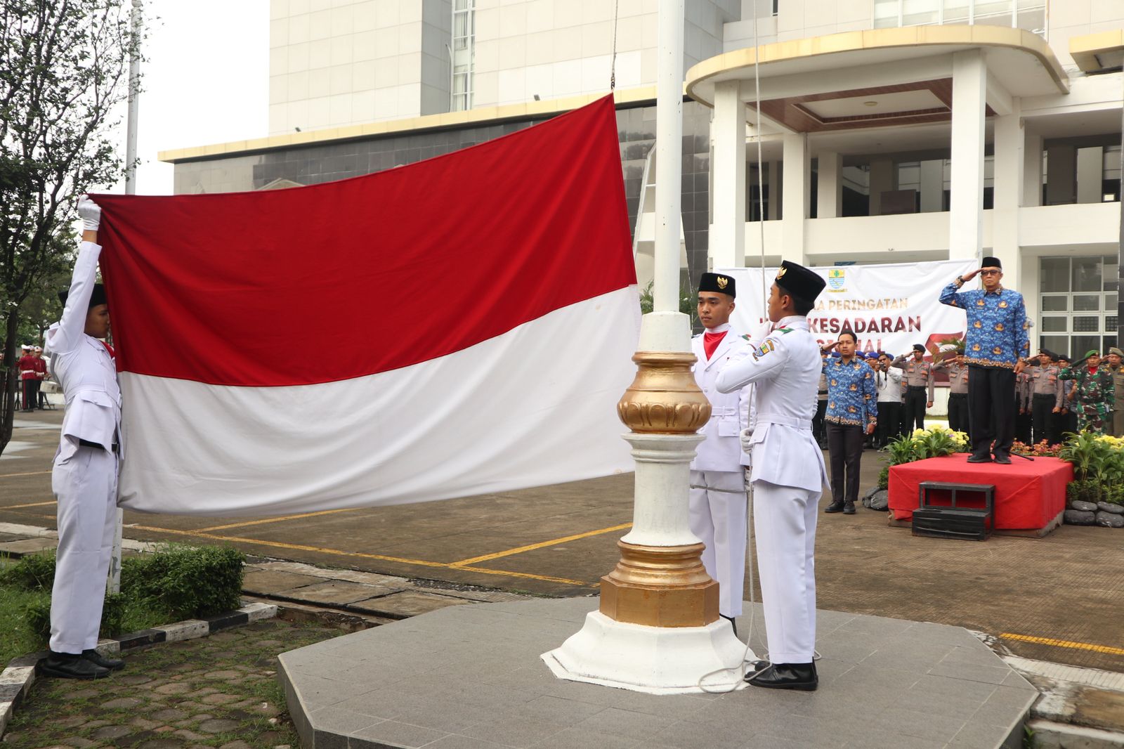 Pj Wali Kota Pimpin Upacara Hari Kesadaran Nasional 2025, Tekankan Tiga Aspek Kesadaran ASN