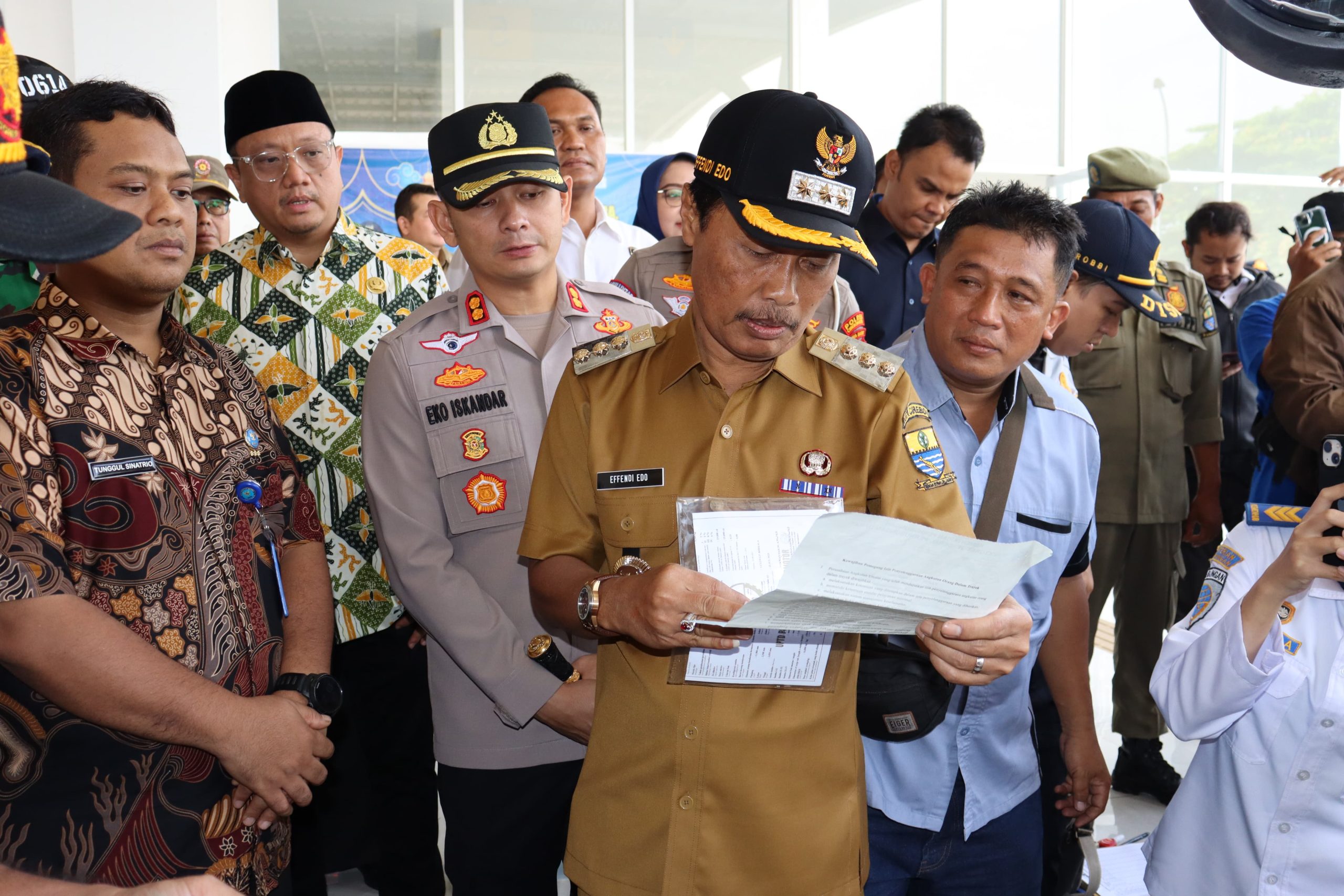 Wali Kota Monitoring Ramp Check, Pastikan Kelayakan Kendaraan dan Kesehatan Awak Bus