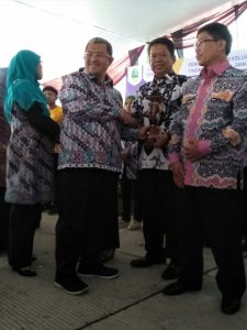 KOTA CIREBON RAIH PENGHARGAAN KOTA LAYAK ANAK TINGKAT NASIONAL di TAHUN 2017