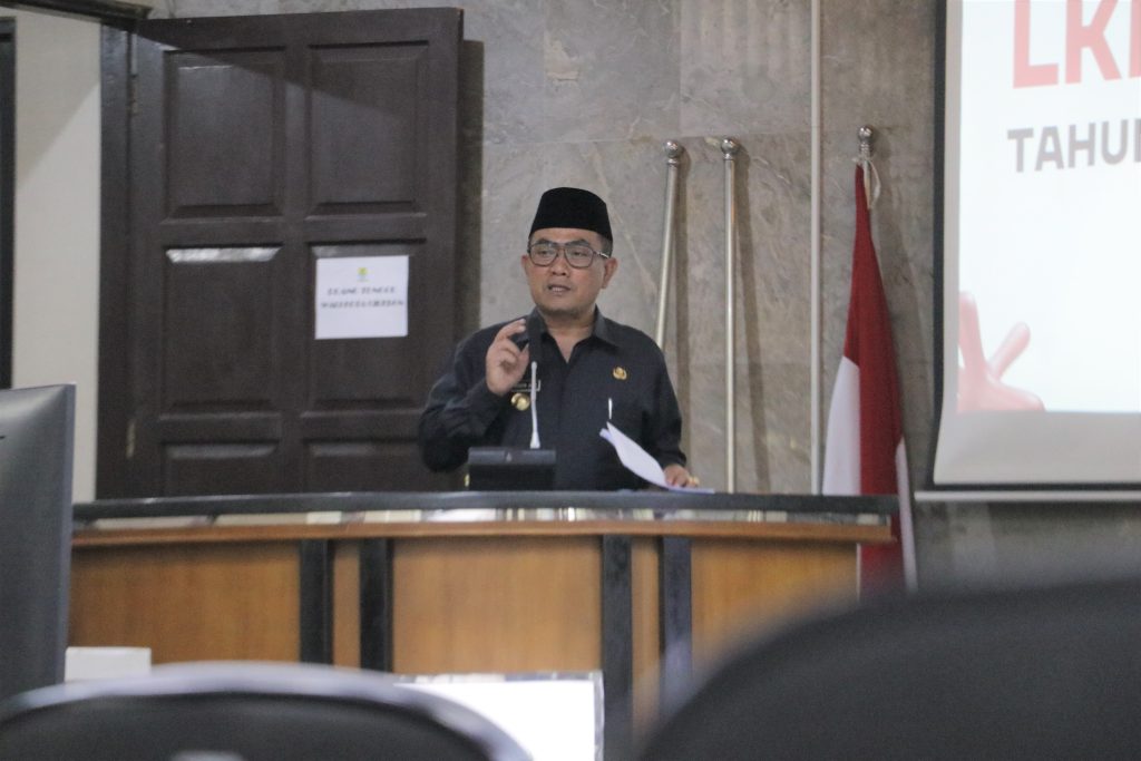 Wali Kota Cirebon Sampaikan LKPj Tahun 2022 kepada DPRD