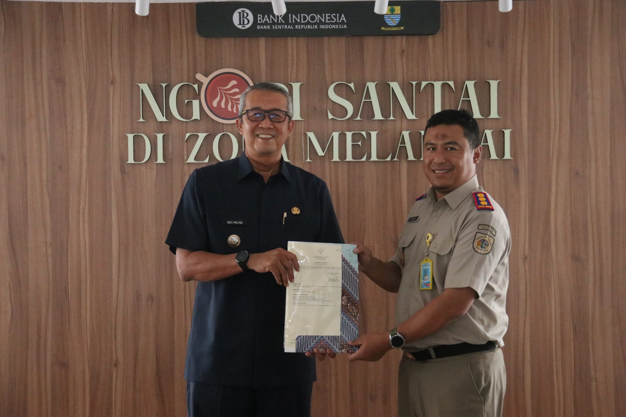 Pemkot Cirebon Terima Sertipikat Elektronik TPA Kopiluhur, Perkuat Pengelolaan Aset Daerah