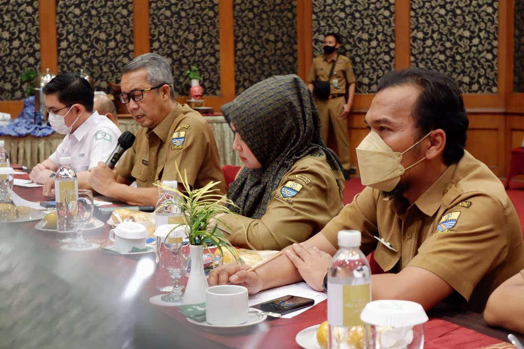 <strong>Pemda Komitmen Seluruh Masyarakat Kota Cirebon Miliki Jaminan Kesehatan</strong>