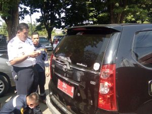 UJI EMISI GAS BUANG KENDARAAN BERMOTOR MENJAGA KUALITAS UDARA KOTA CIREBON.