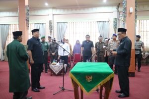 Anwar Sanusi Ditunjuk Jadi Penjabat Sekda, Wali Kota: Saya Minta Kerjasama Untuk Majukan Visi dan Misi Kota Cirebon