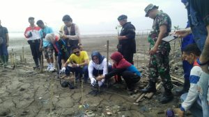 Pemda Kota Cirebon Ingin Kembangkan Batik Pewarna dari Mangrove