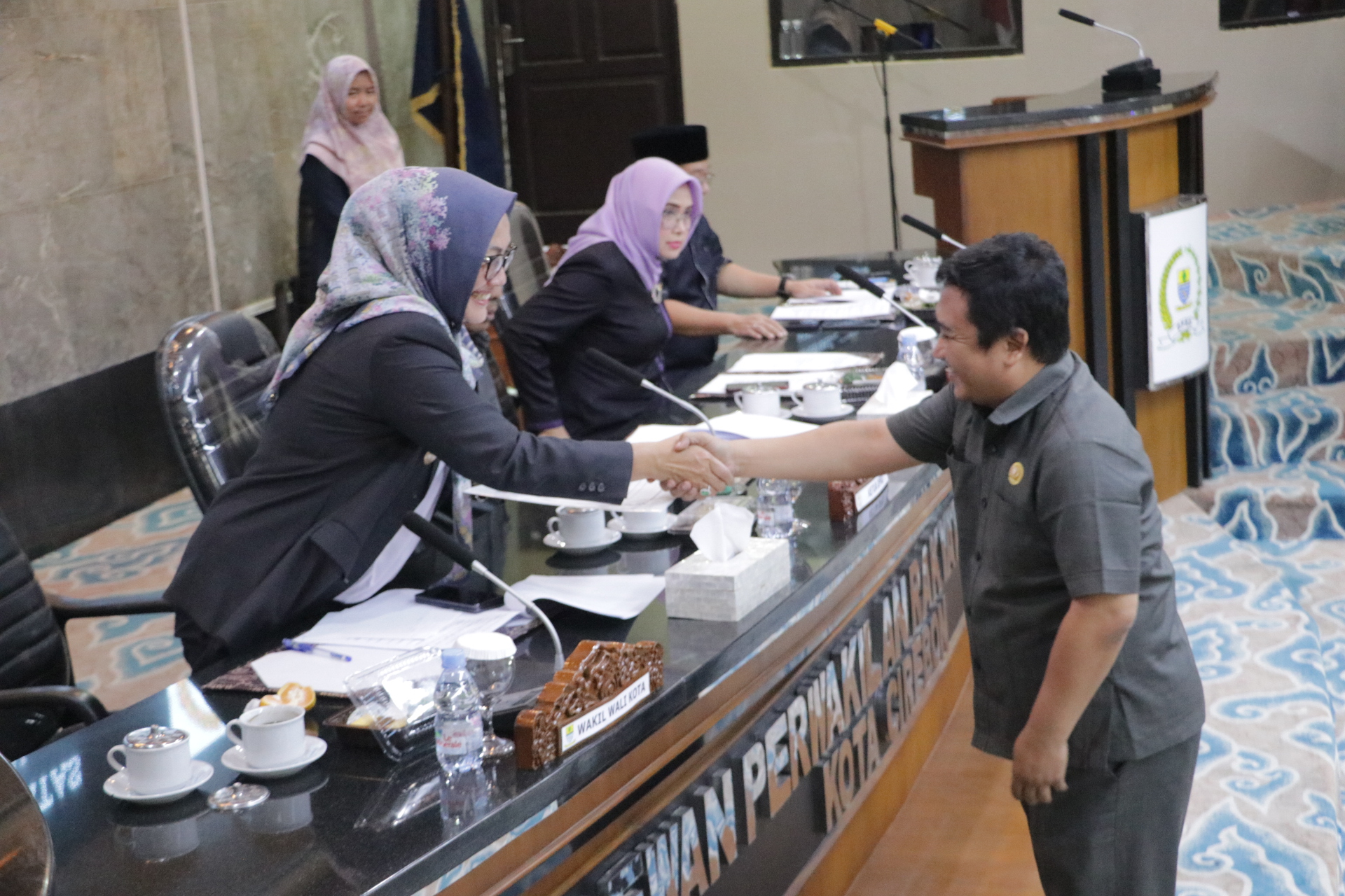 Terima Masukan dari Fraksi-fraksi di DPRD Soal Raperda APBD 2024