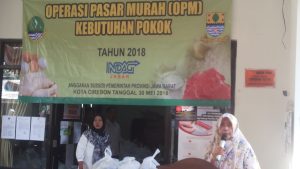 Warga Sambut Antusias Pelaksanaan Operasi Pasar Murah (OPM)