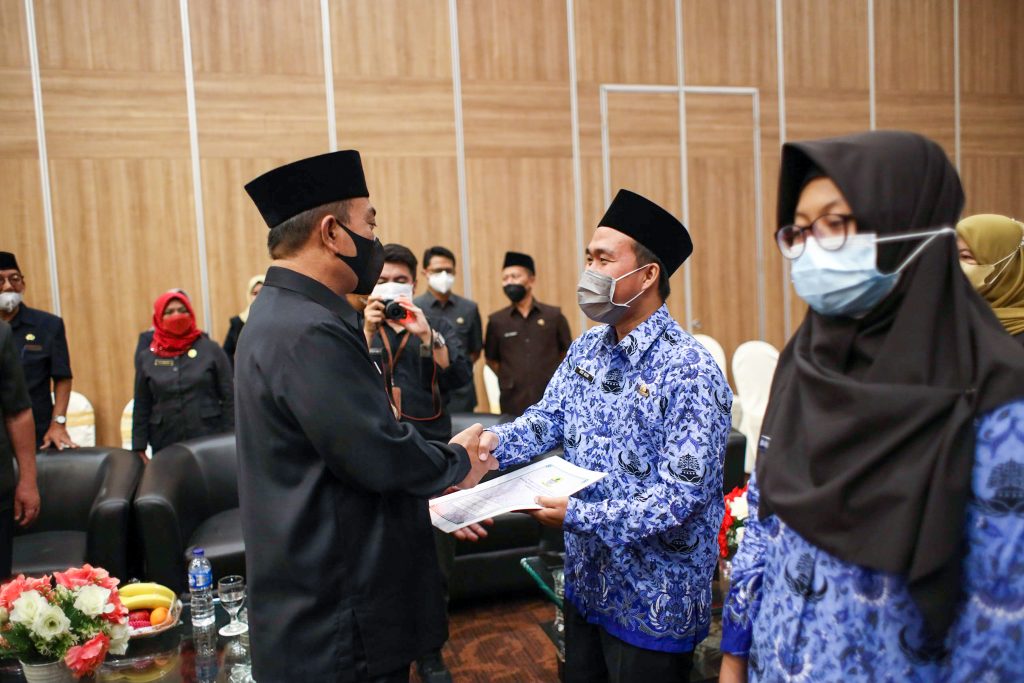 Wali Kota Cirebon Lantik 48 Pejabat Fungsional