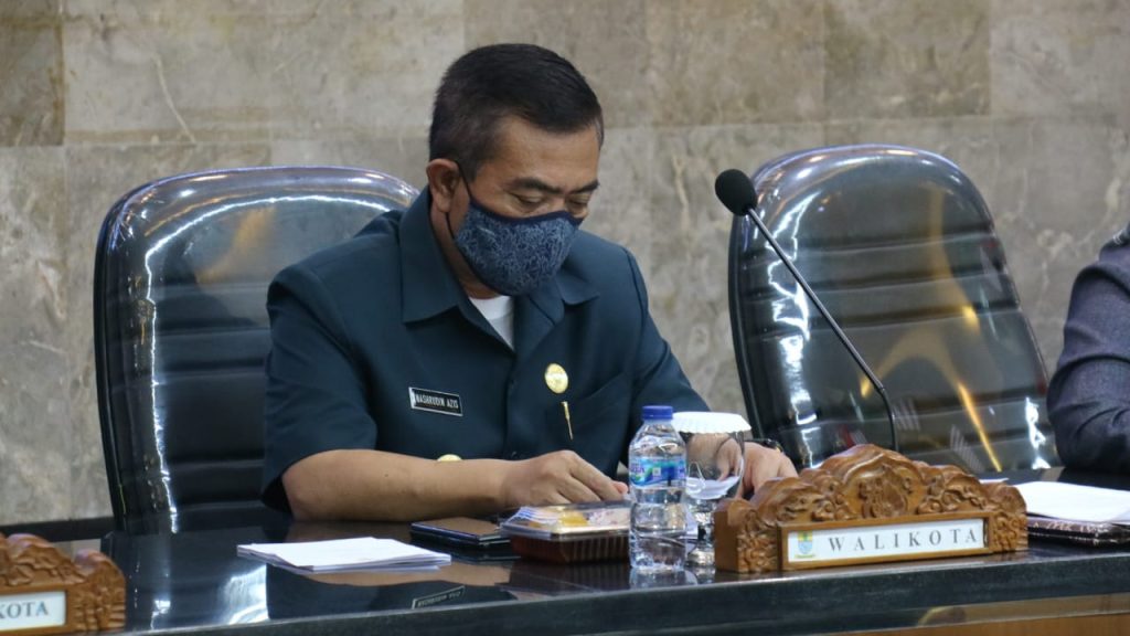 Wali Kota Jelaskan Upaya Penanganan Covid-19 dalam Penyampaian LKPJ ke DPRD