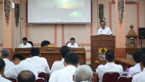 Inspektorat Serahkan SAKIP, Wali Kota Dorong SKPD Tingkatkan Kinerja