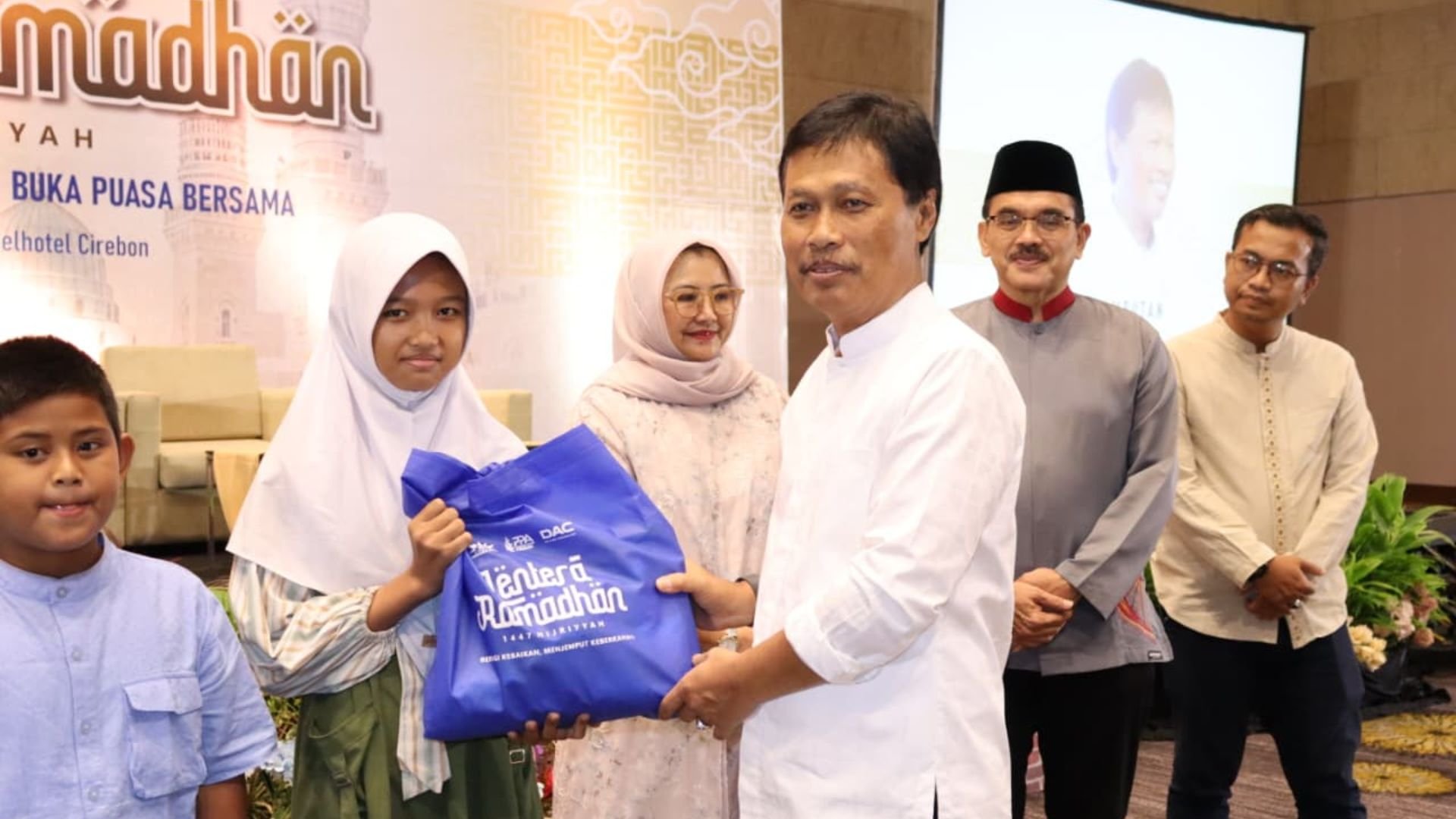 Hadiri Lentera Ramadan, Wali Kota Cirebon Dorong Kolaborasi Kepedulian Sosial