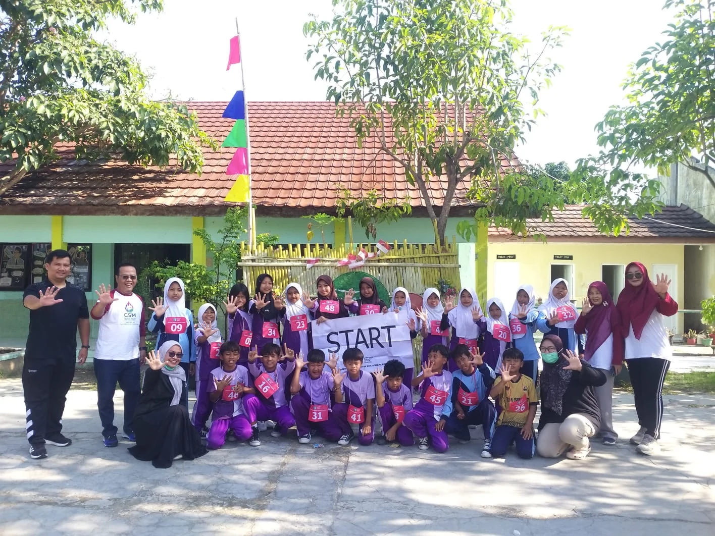 KEGIATAN KEBUGARAN JASMANI PADA SISWA-SISWI SDN API-API KELURAHAN PEGAMBIRAN KECAMATAN LEMAHWUNGKUK